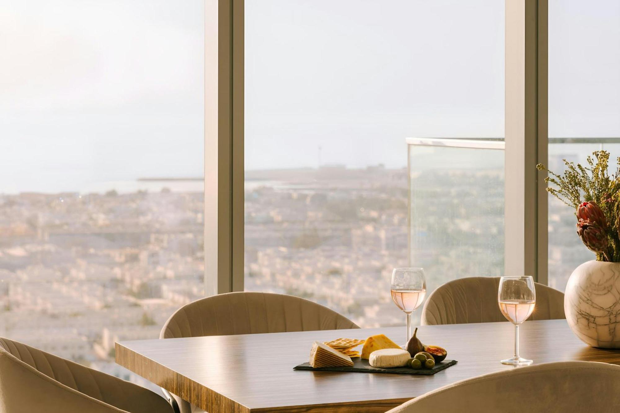Sonder By Marriott Bonvoy Downtown Towers Apartments Dubai Exterior photo